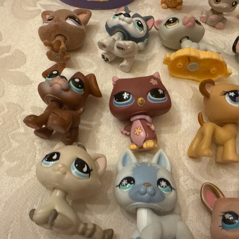 Hasbro LPS Littlest Pet Shop Lot of 32,#870, 639, 626, 748, 689, 496, 497 & More - Picture 13 of 15